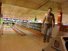 20091025 1619 C - Metro Bowling - Philou - iPhone