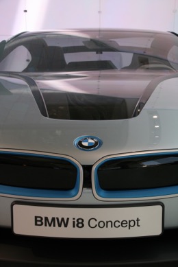 20120323 1306 C BMW GEORGES V - BMW i8 - 400D - copie