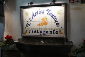 20151114 2233 A SORRENTO - Restaurant L Antica Trattoria - A6000